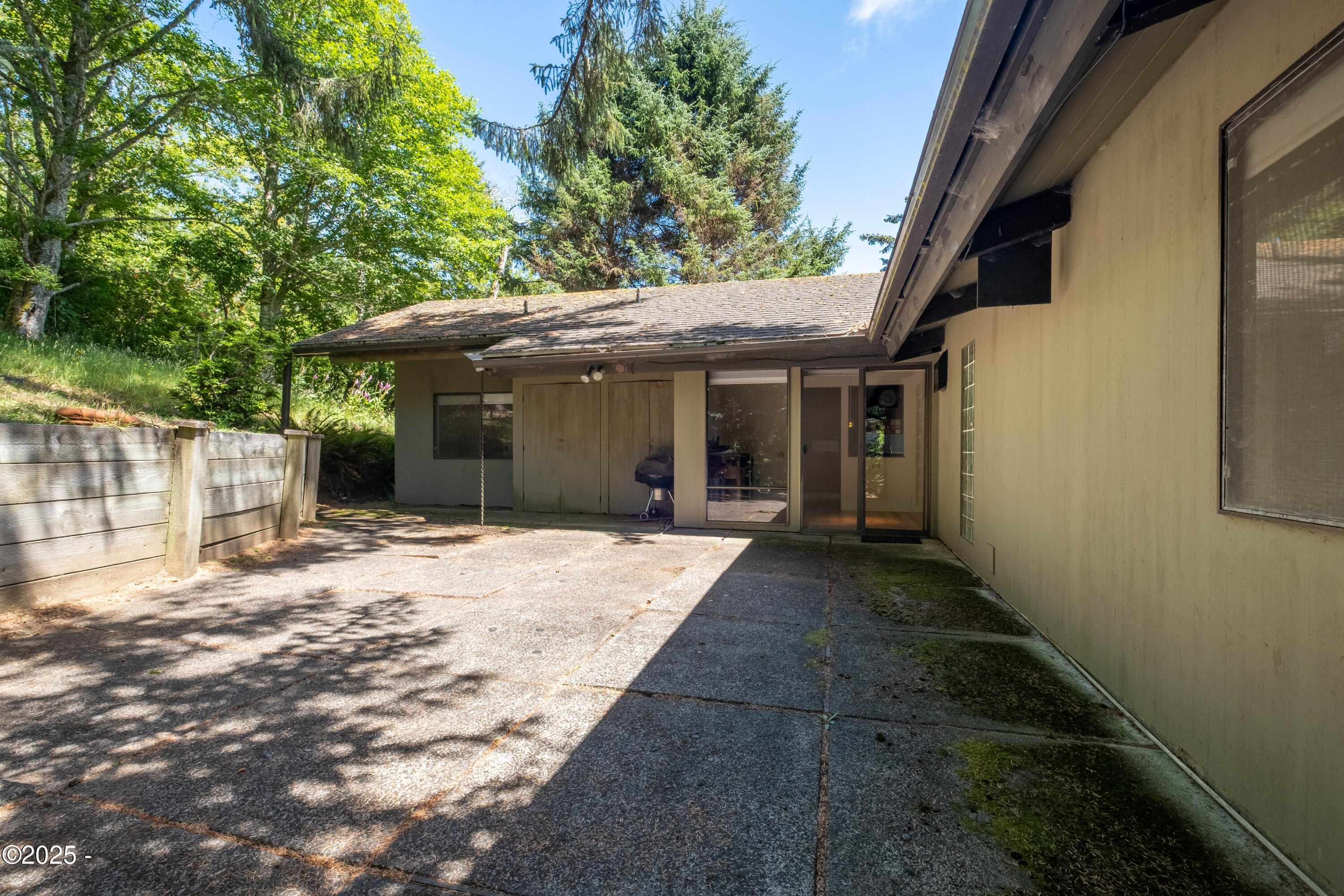 2815 East Slope Road Otis, OR 97368 - Photo 11 of 43 2815 E Slope Rd-85