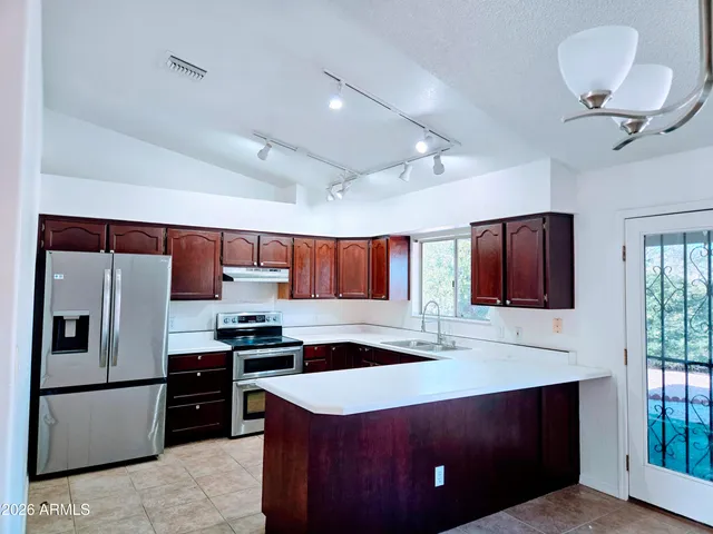 $1,950 | 3507 East Trevino Drive, Sierra Vista, AZ 85650