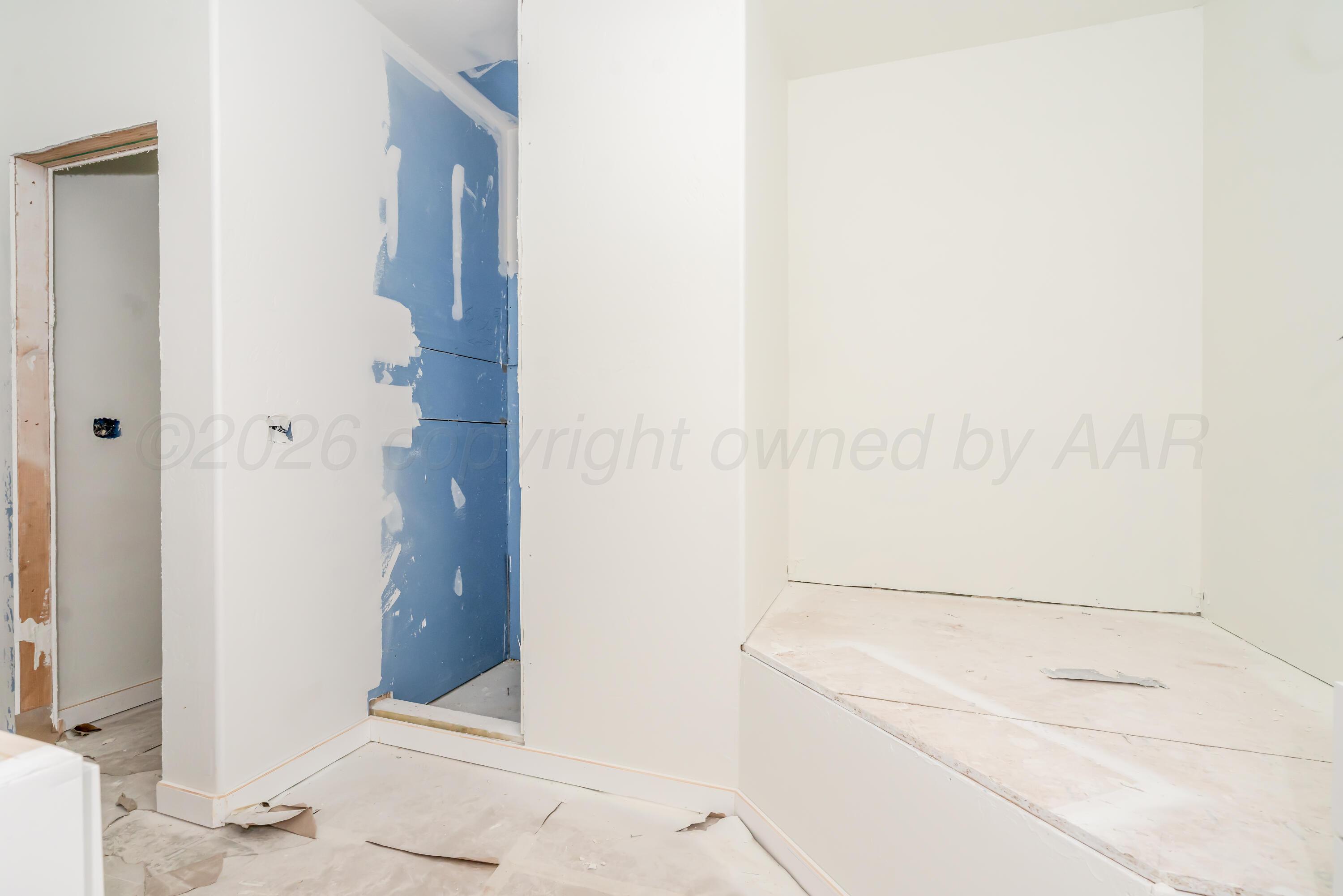 19900 Indian Spring Trail Amarillo, TX 79124 - Photo 11 of 33 a view of an empty room