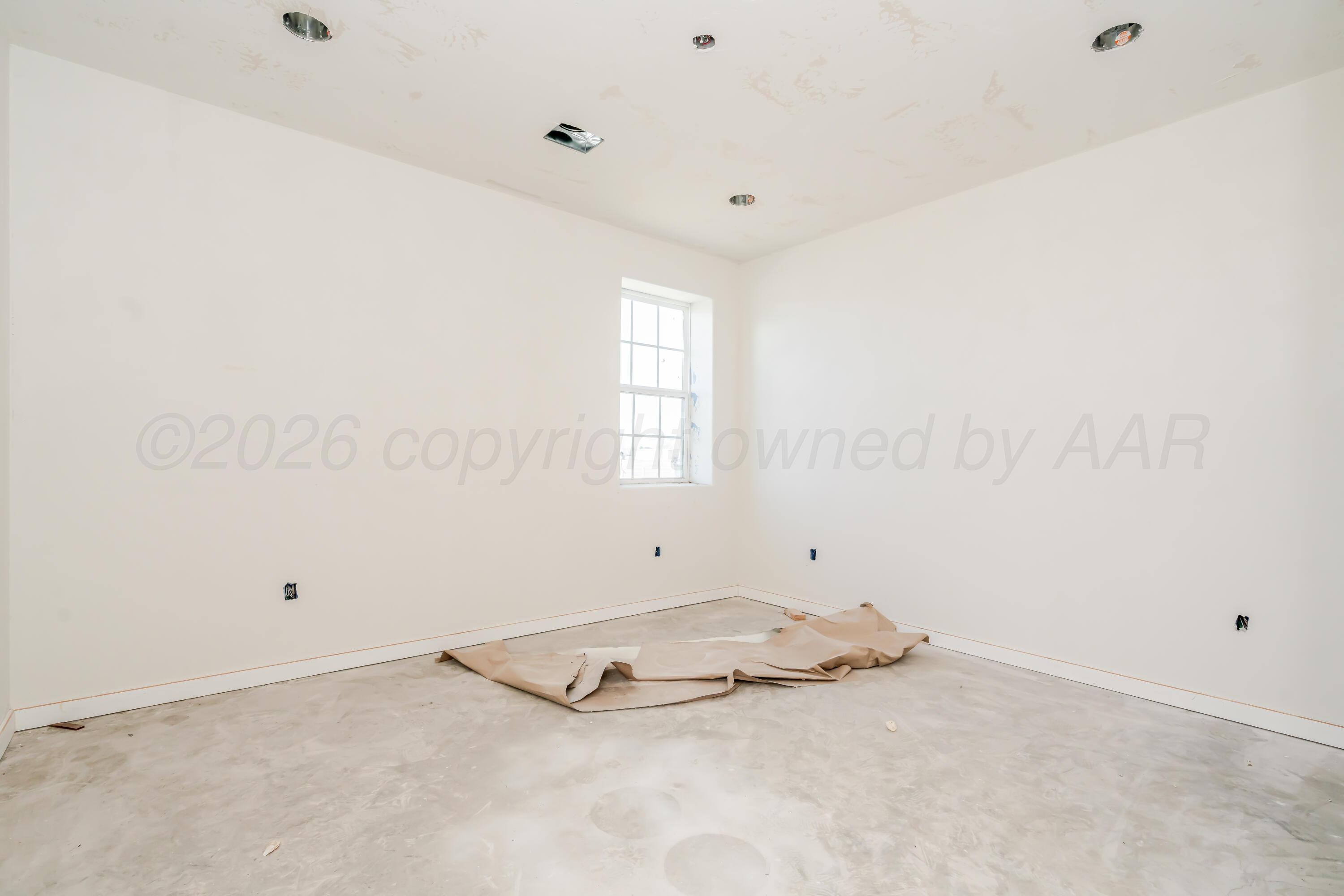 19900 Indian Spring Trail Amarillo, TX 79124 - Photo 6 of 33 a view of a room