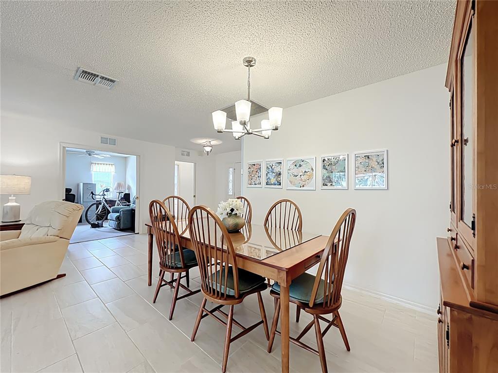 9235 Southwest 96th Court Road Ocala, FL 34481 - Photo 13 of 30 Gallery Image 13