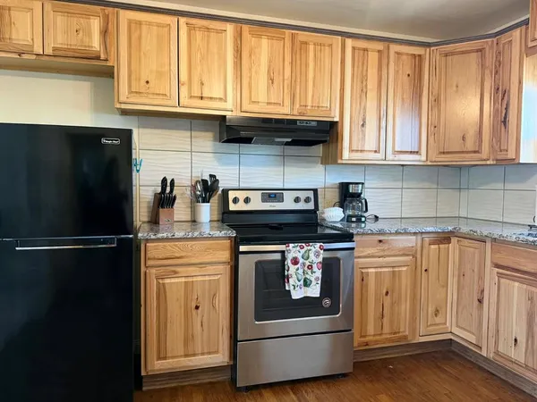 $128,000 | 410 West Reiman Street, Seymour, TX 76380