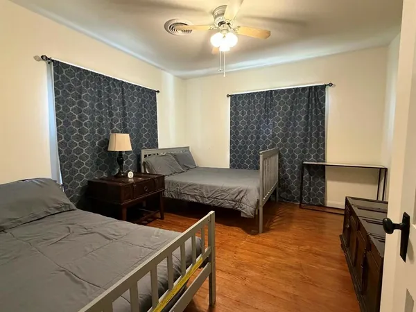 $128,000 | 410 West Reiman Street, Seymour, TX 76380