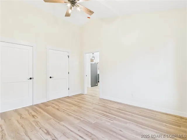 $424,500 | 106 Mayerling Drive, Laurie, MO 65037