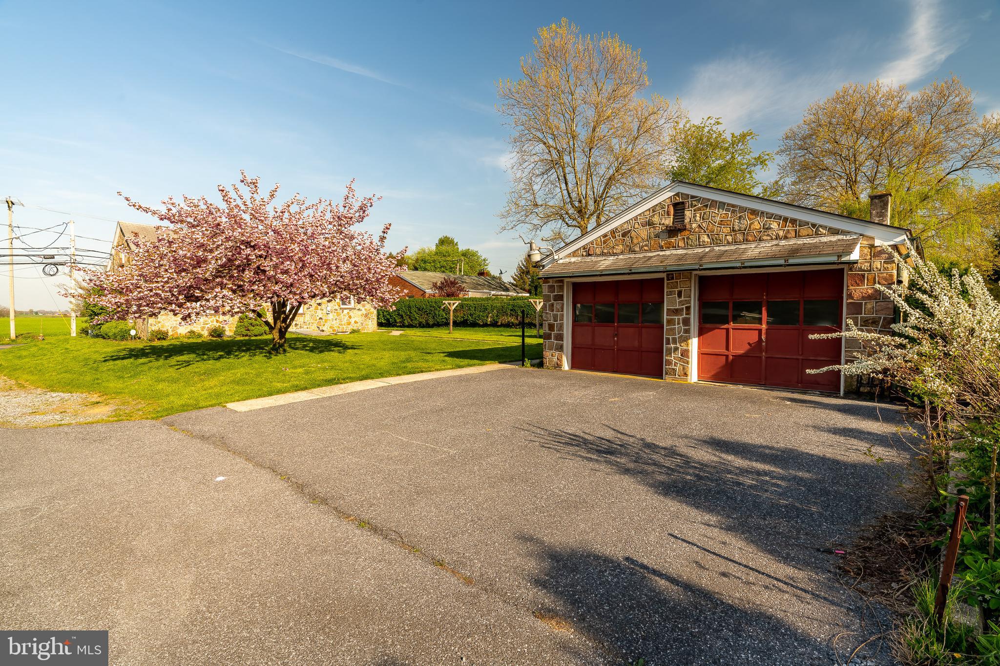 1909 South Forge Road Palmyra, PA 17078 - Photo 5 of 44 Gallery Image 5
