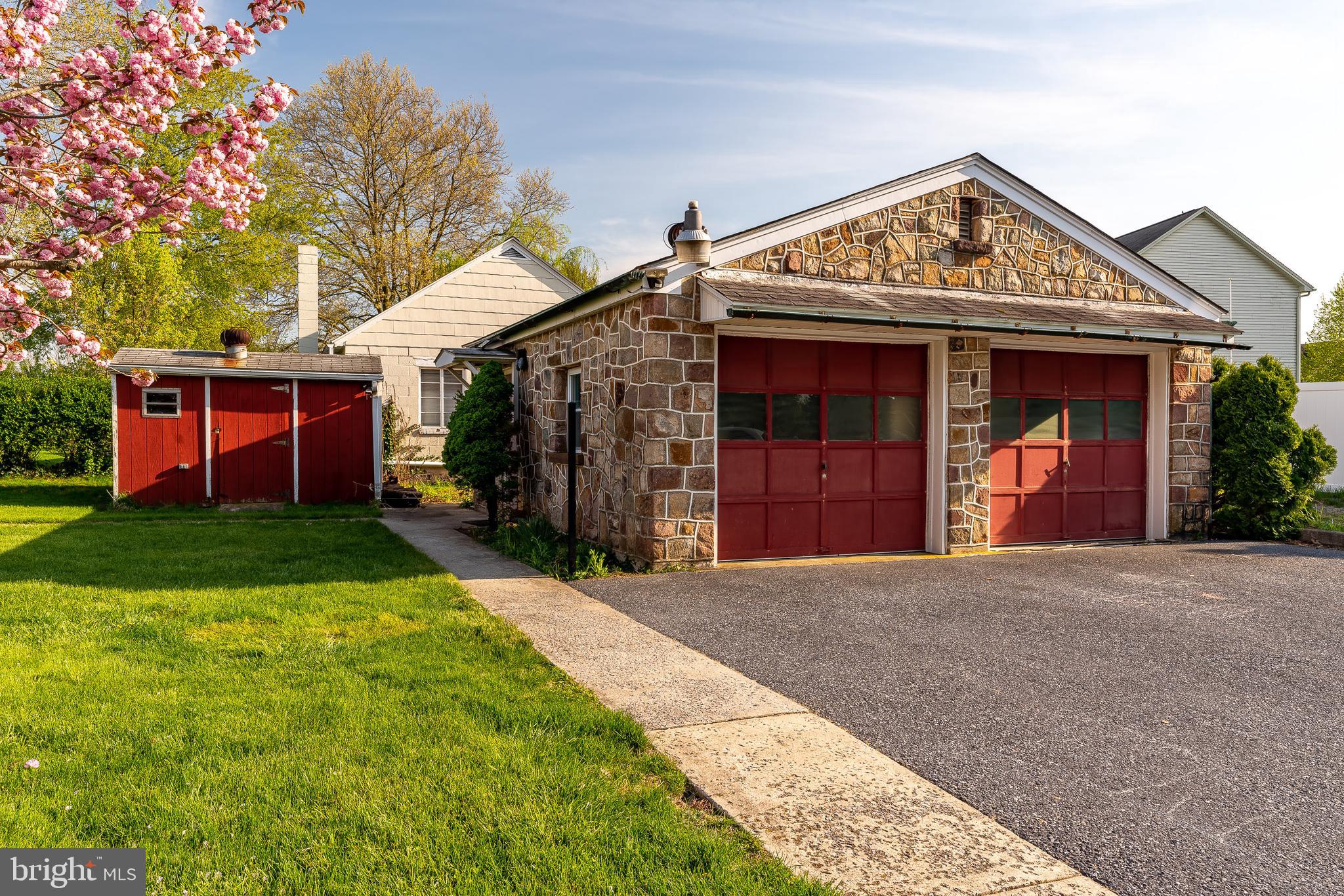 1909 South Forge Road Palmyra, PA 17078 - Photo 6 of 44 Gallery Image 6