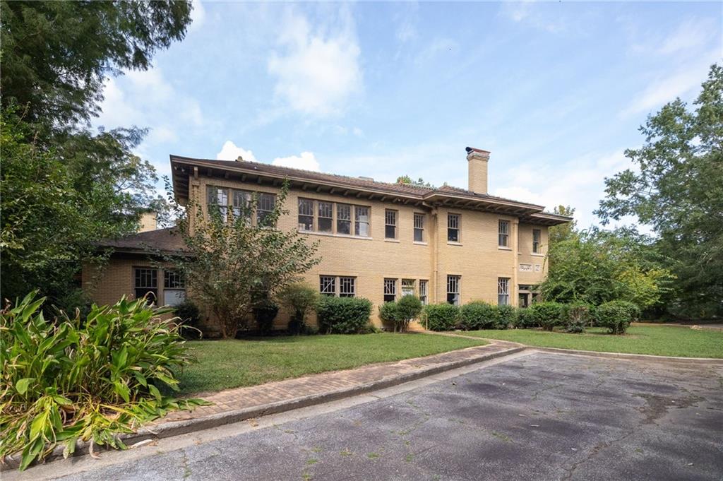 3810 Wieuca Road Northeast Atlanta, GA 30342 - Photo 7 of 11 Gallery Image 7