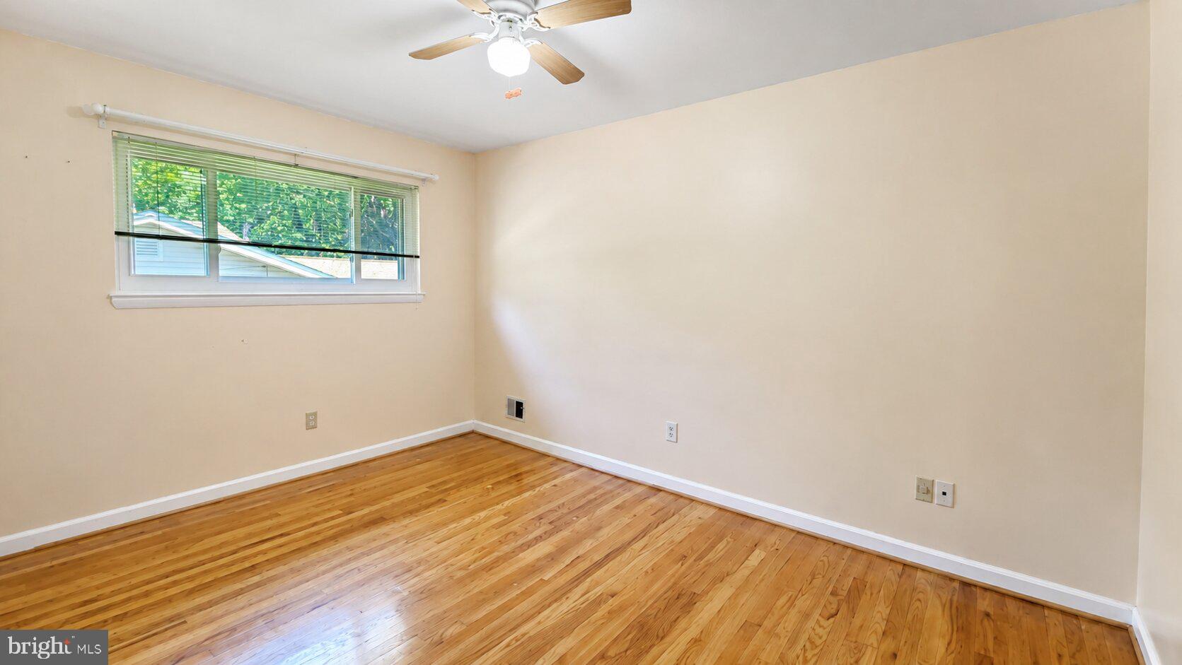 1615 Ladd Street Silver Spring, MD 20902 - Photo 12 of 26
