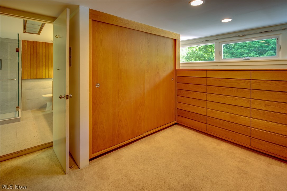 6 Pepper Ridge Road Cleveland, OH 44124 - Photo 8 of 27 Gallery Image 8