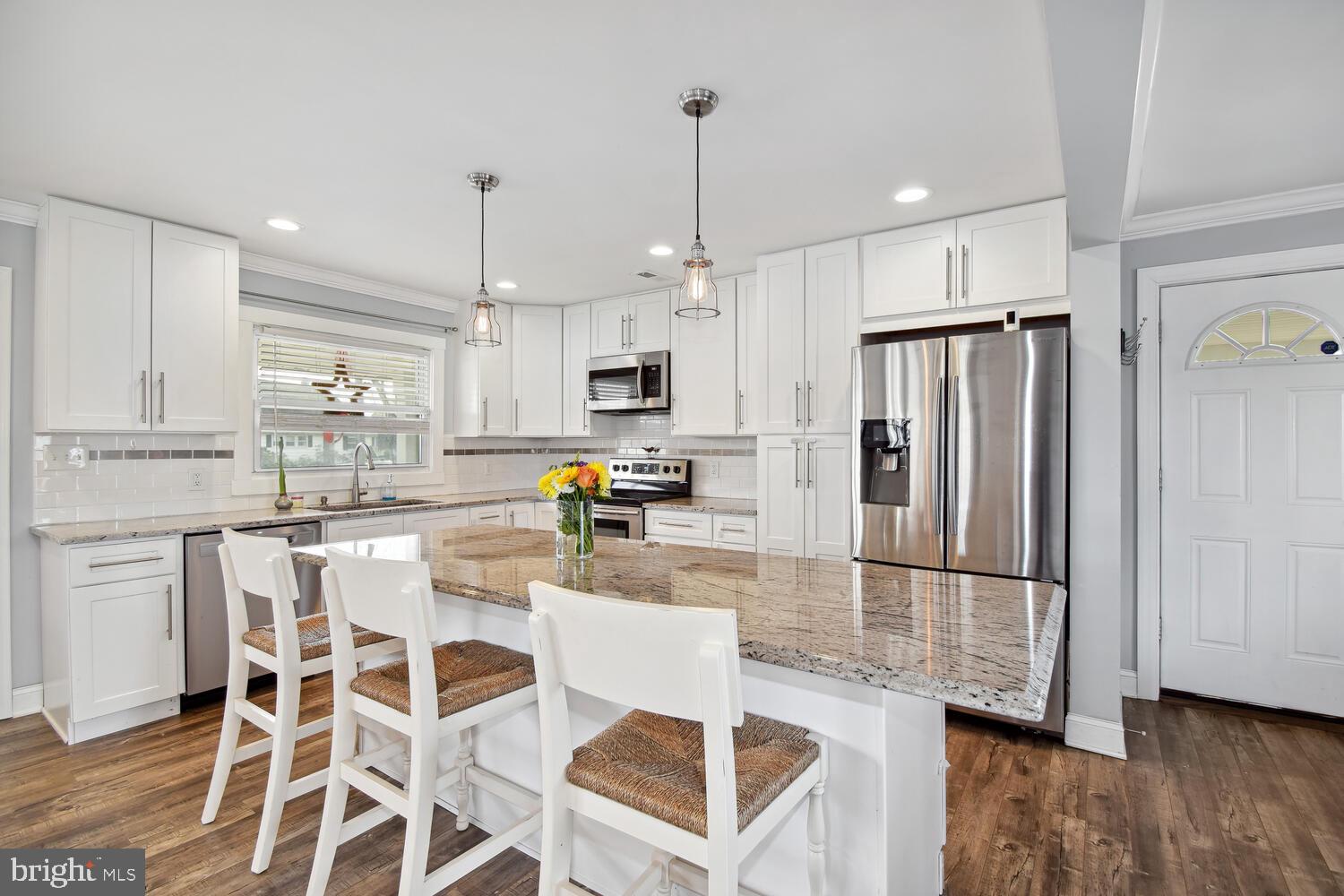 14 Downing Road Hamilton, NJ 08690 - Photo 5 of 29 Granite Countertops, Eat-at Island