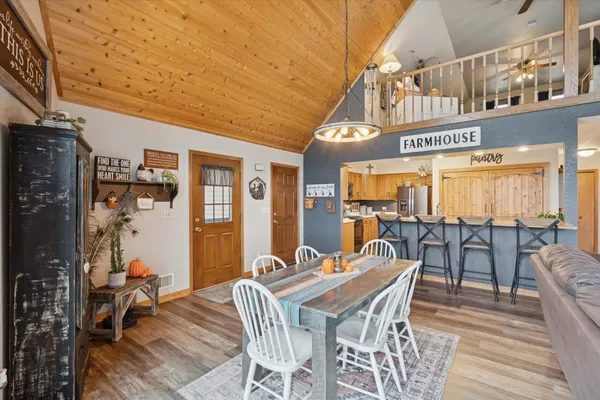 $720,000 | 4800 Cub Hollow Road, Gratiot, WI 53541