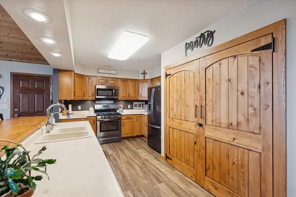 $720,000 | 4800 Cub Hollow Road, Gratiot, WI 53541