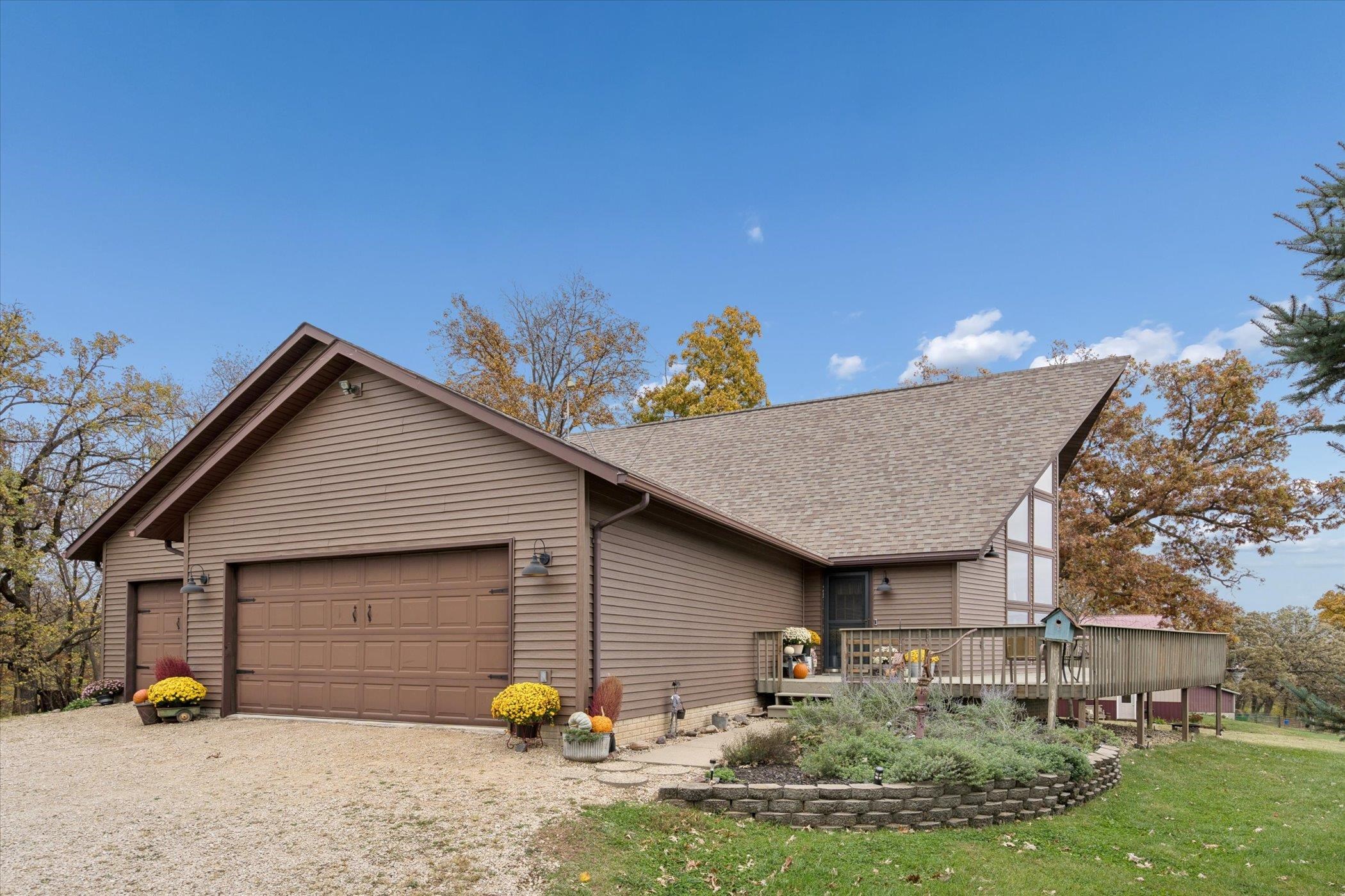 4800 Cub Hollow Road Gratiot, WI 53541 - Photo 4 of 90