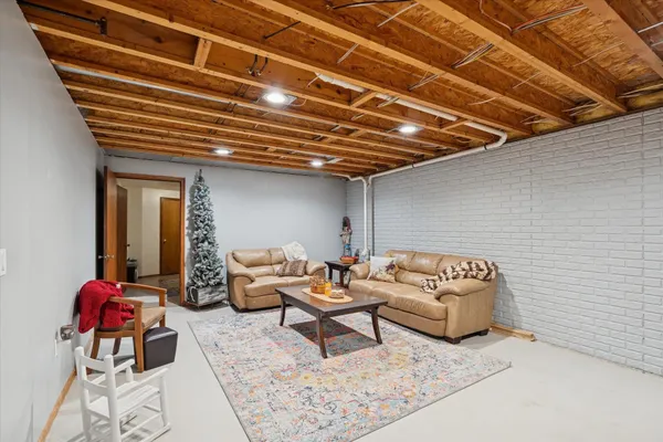 $720,000 | 4800 Cub Hollow Road, Gratiot, WI 53541