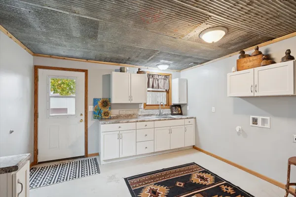 $720,000 | 4800 Cub Hollow Road, Gratiot, WI 53541