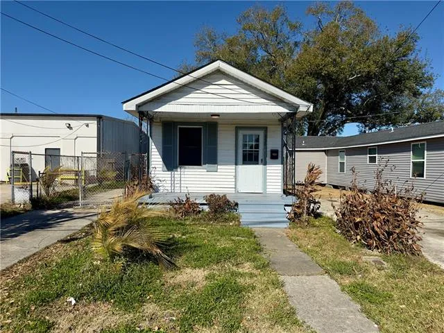 $1,500 | 958 Ave. B, Westwego, LA 70094