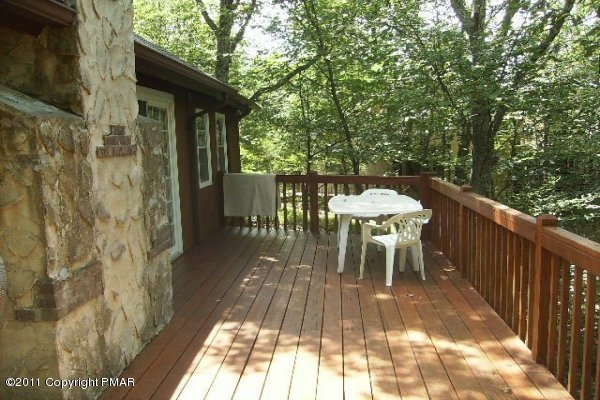 745 Hampstead Road Bushkill, PA 18324 - Photo 10 of 10 a view of a patio with a table and chairs
