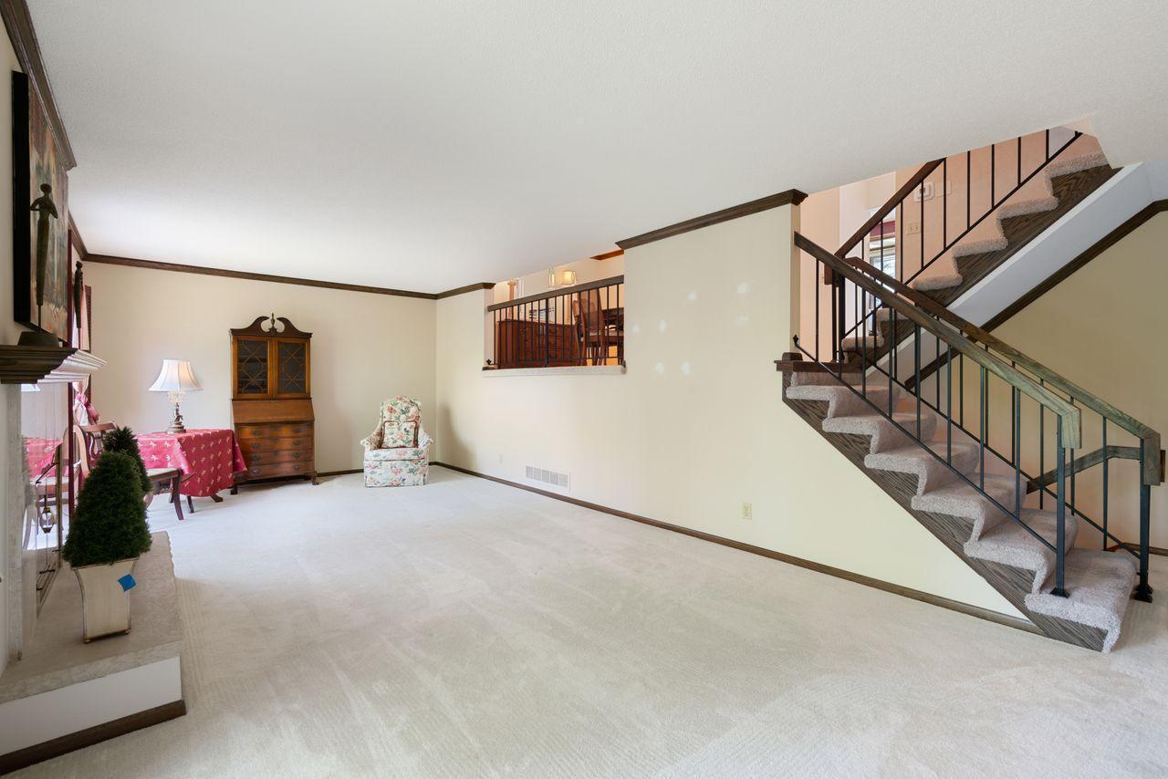 455 County Rd C West Roseville, MN 55113 - Photo 30 of 33 Gallery Image 30