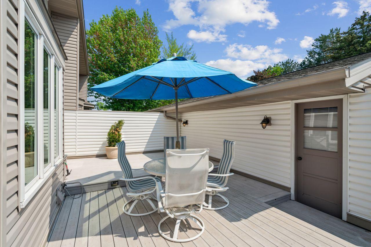 455 County Rd C West Roseville, MN 55113 - Photo 31 of 33 Gallery Image 31