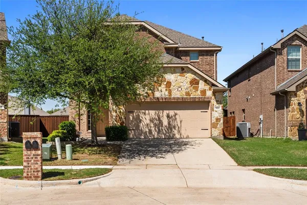 $2,750 | 524 Mount Olive Avenue, McKinney, TX 75072