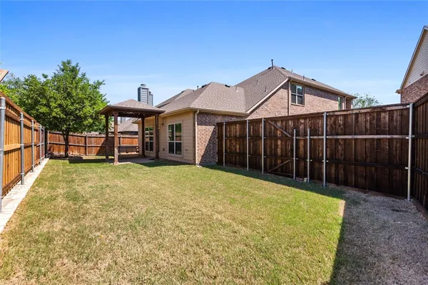 $2,750 | 524 Mount Olive Avenue, McKinney, TX 75072