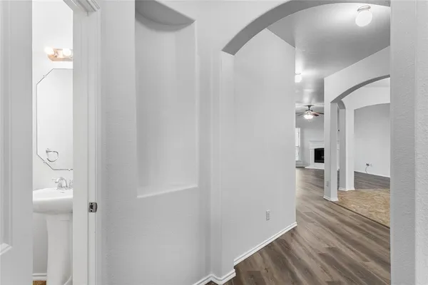 $2,750 | 524 Mount Olive Avenue, McKinney, TX 75072