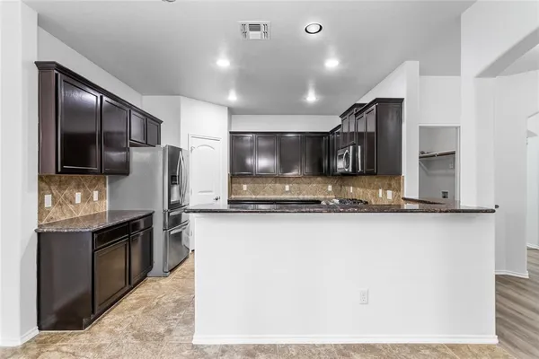 $2,750 | 524 Mount Olive Avenue, McKinney, TX 75072