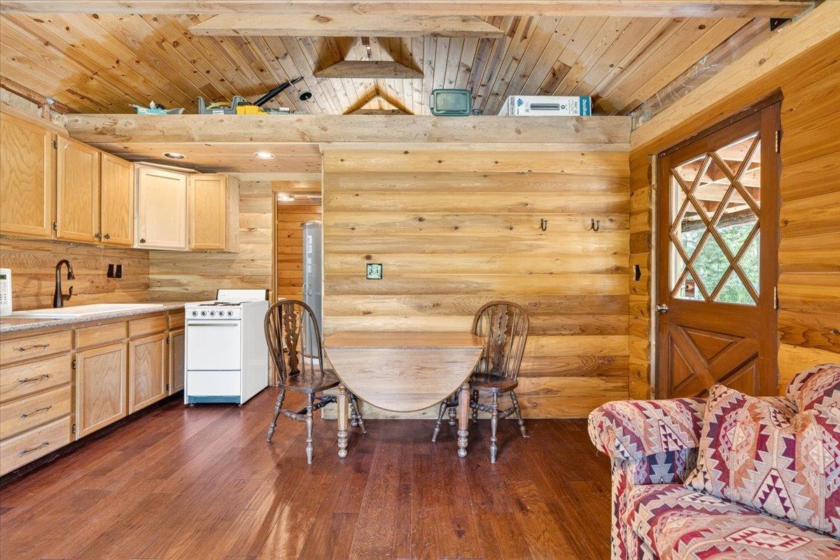 5099 L Allen Road Springdale, WA 99173 - Photo 5 of 35