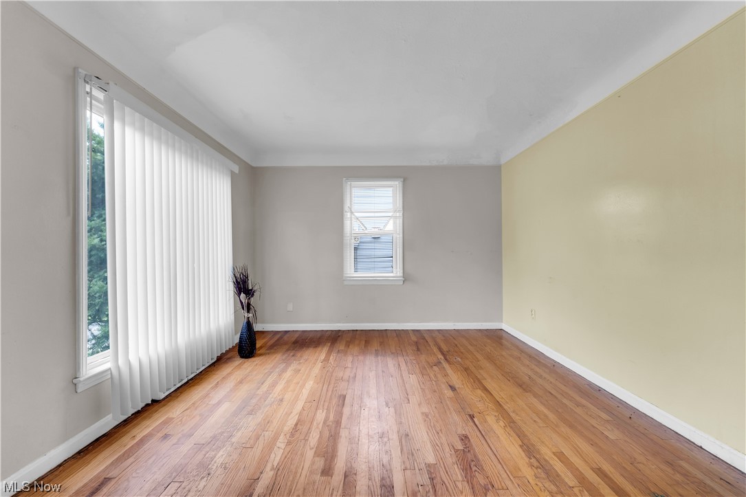 5619 Dunham Road Maple Heights, OH 44137 - Photo 4 of 19 View of hardwood floored spare room