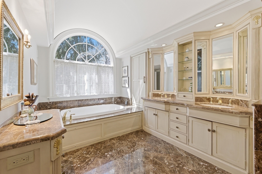 98 Bridle Trail Road Needham, MA 02492 - Photo 24 of 37