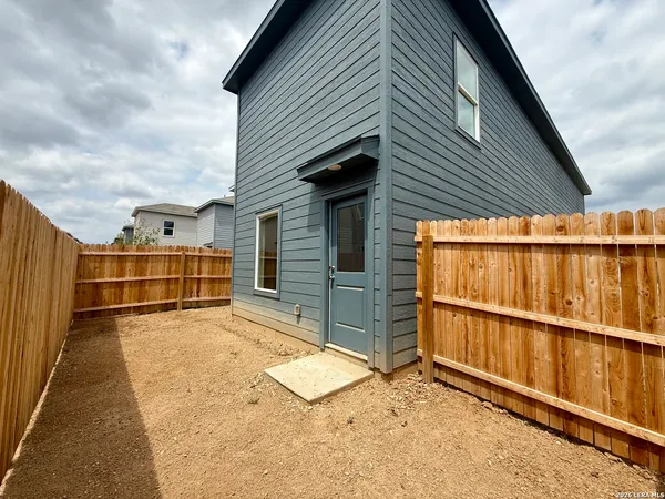 $1,499 | 3024 Carnelian Trail, San Antonio, TX 78264