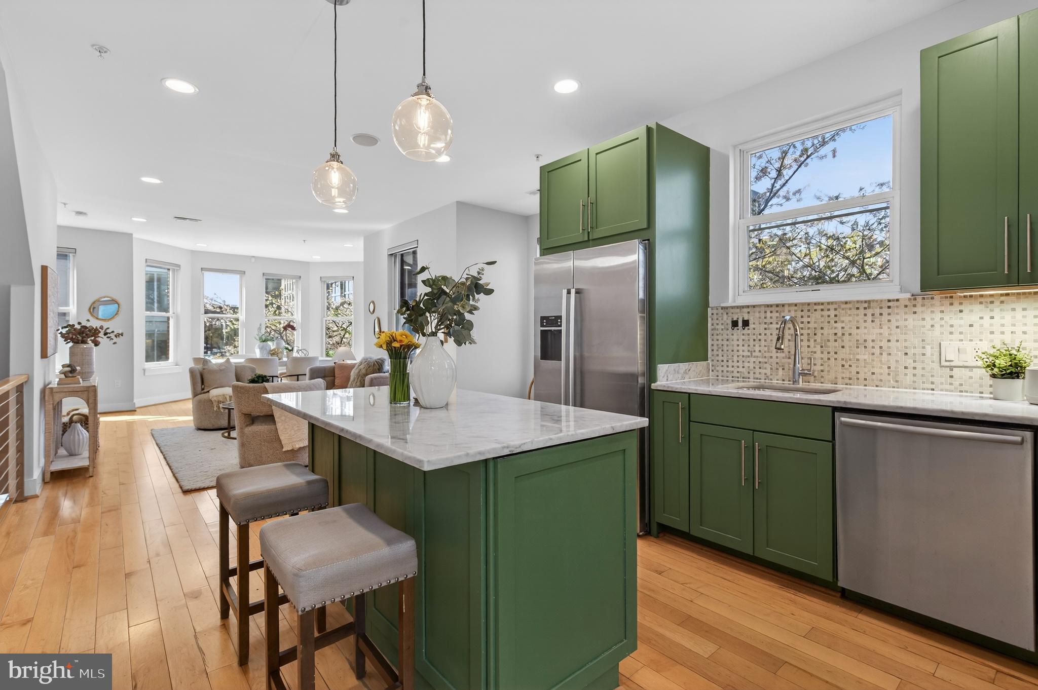 751 P Street Northwest, Unit 2 Washington, DC 20001 - Photo 6 of 39 Kitchen
