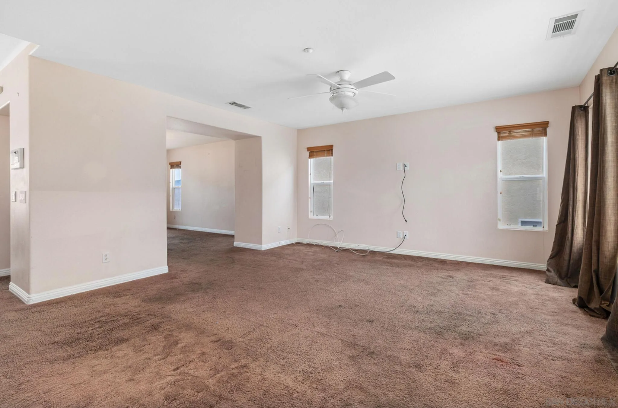 2269 Pointe Parkway Spring Valley, CA 91978 - Photo 3 of 35 an empty room with closet and windows