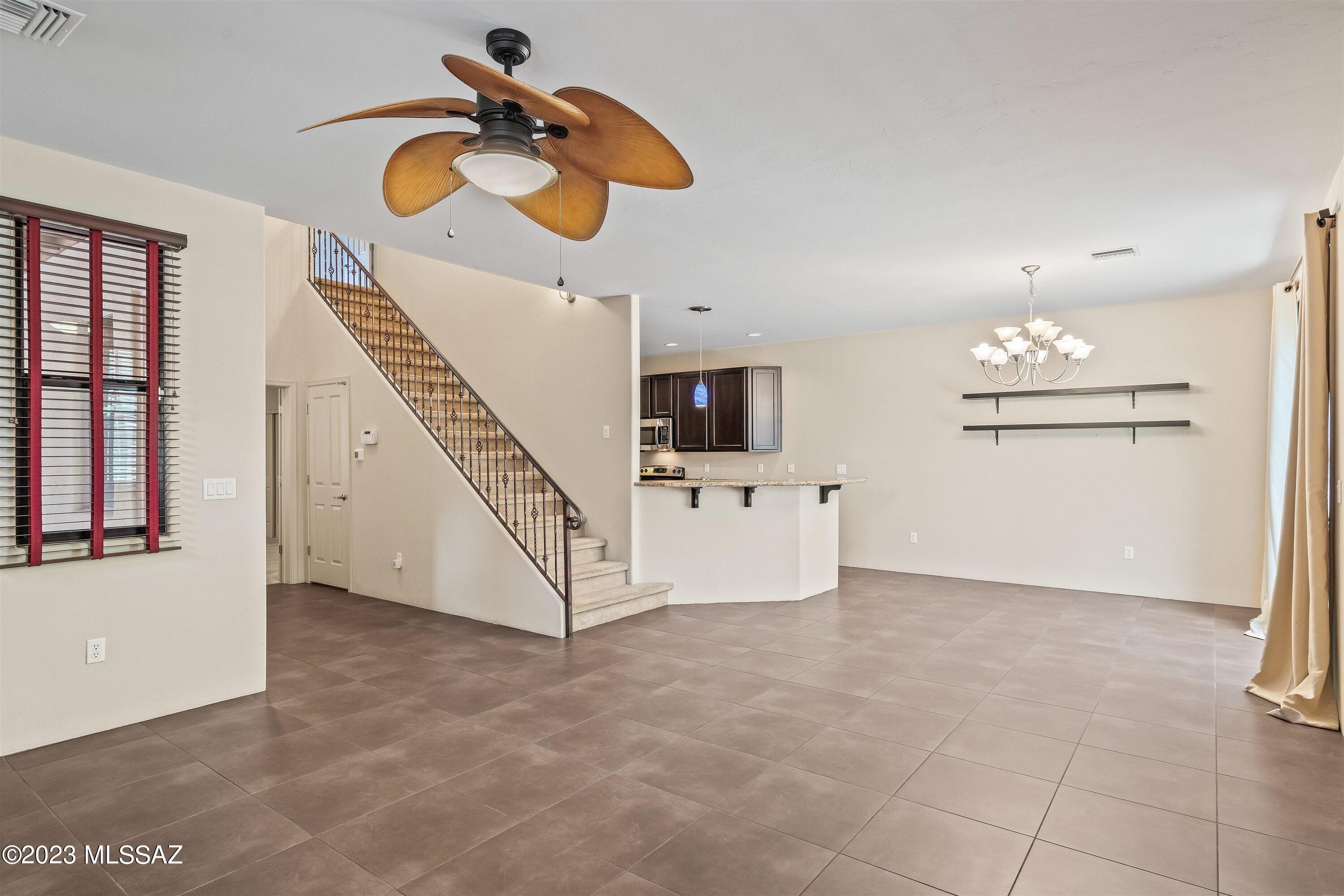 181 East Calderwood Road Tucson, AZ 85704 - Photo 6 of 41