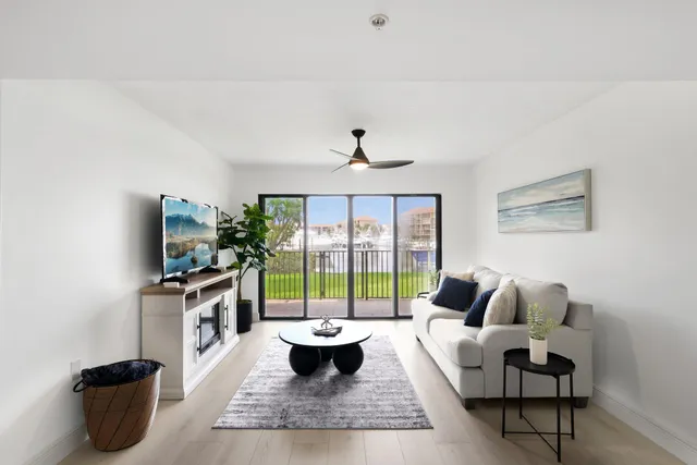 $580,000 | 1601 Marina Isle Way, Unit 101, Jupiter, FL 33477