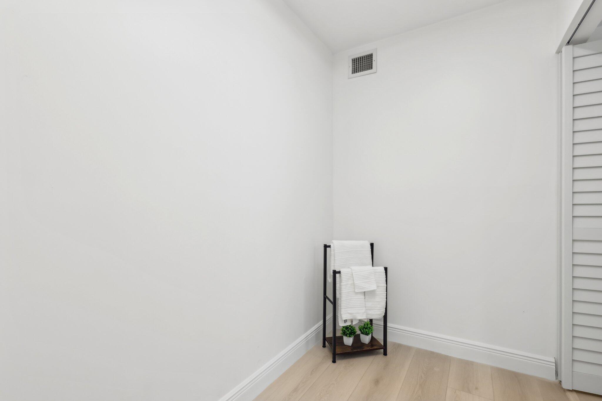 1601 Marina Isle Way, Unit 101 Jupiter, FL 33477 - Photo 15 of 33 24-web-or-mls-Marina Isle Way 101-2405-0