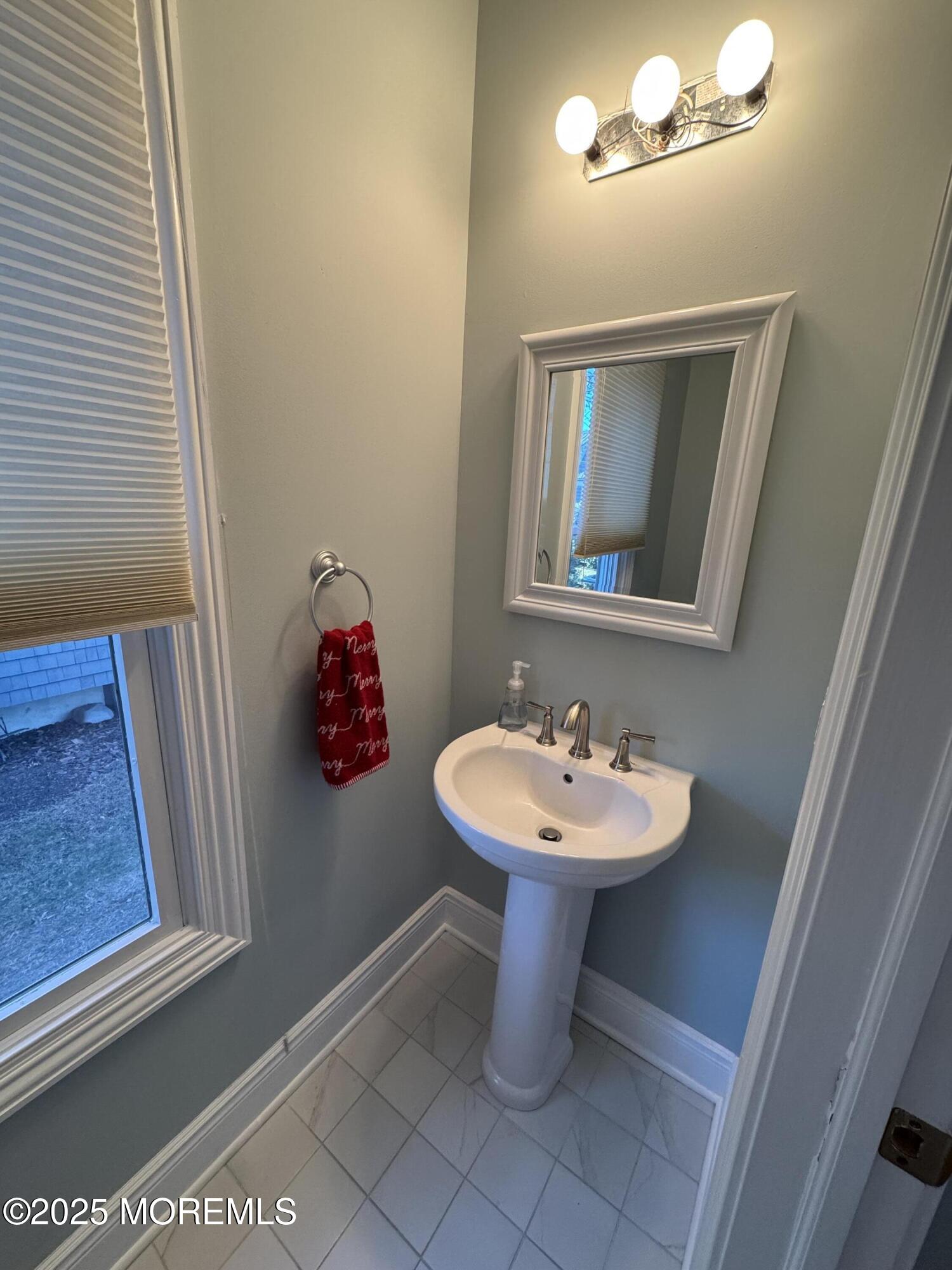 8 Ave Of Two Rivers Rumson, NJ 07760 - Photo 24 of 27 Bathroom