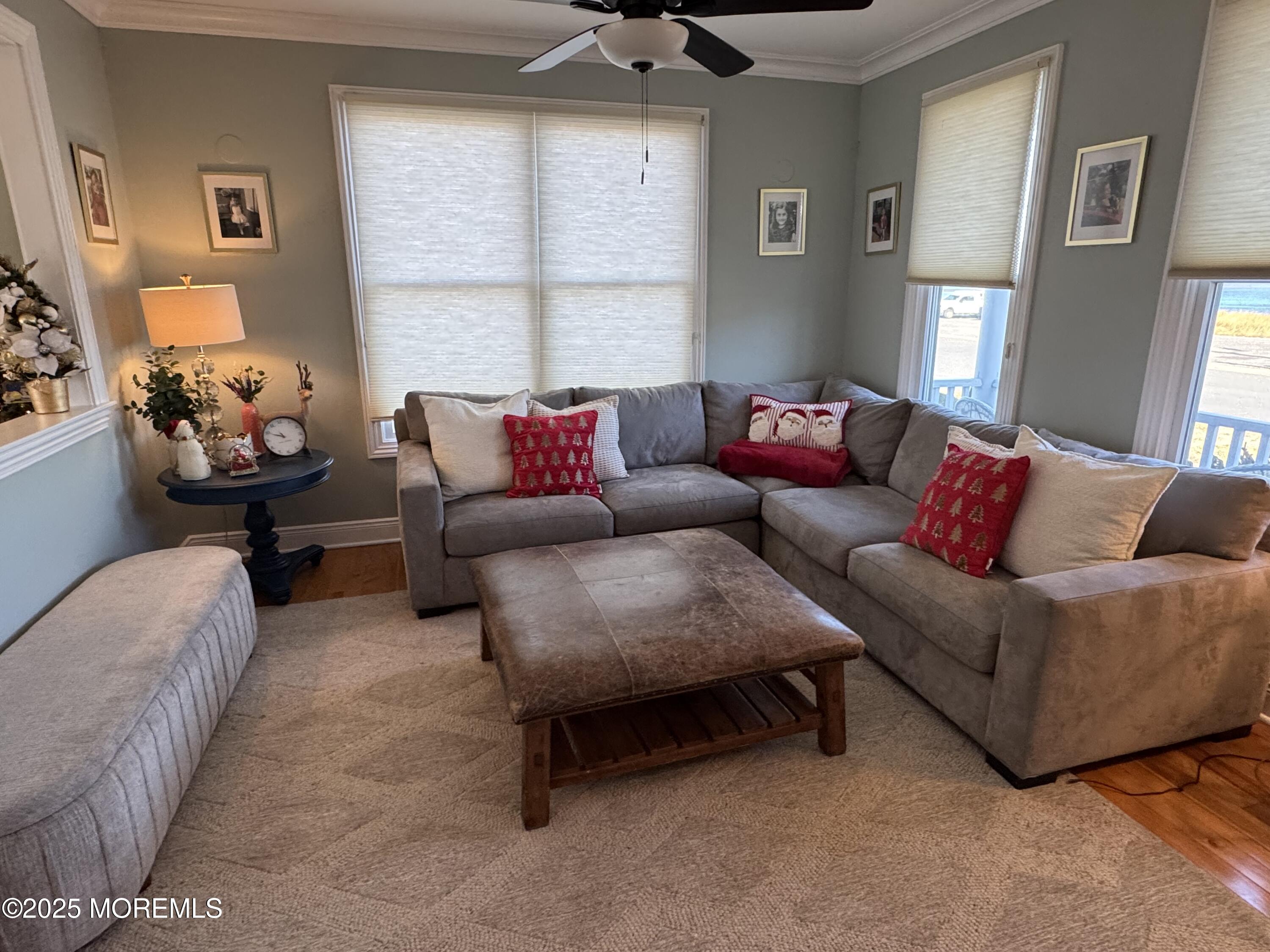 8 Ave Of Two Rivers Rumson, NJ 07760 - Photo 3 of 27 Living room