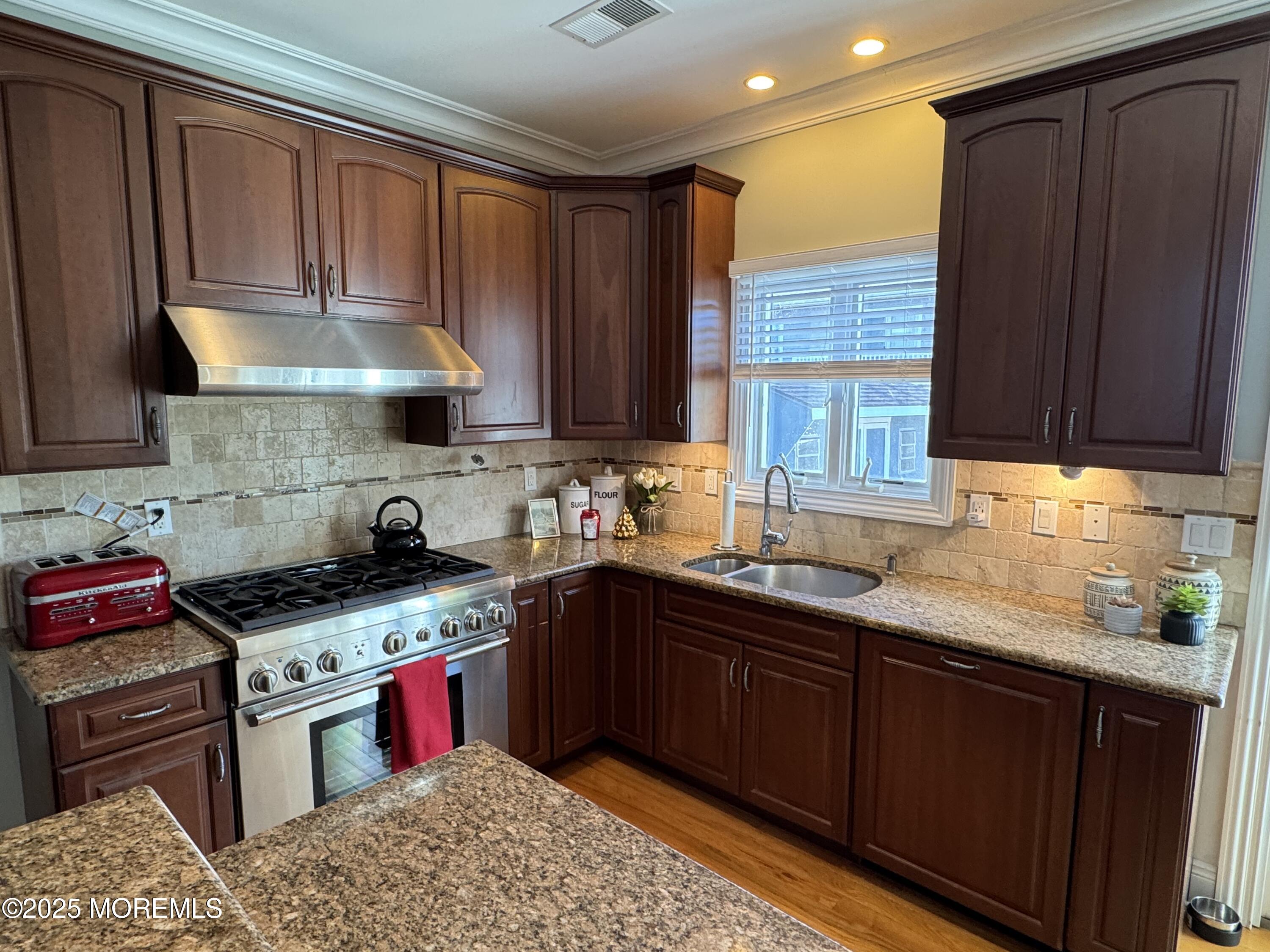 8 Ave Of Two Rivers Rumson, NJ 07760 - Photo 10 of 27 Kitchen