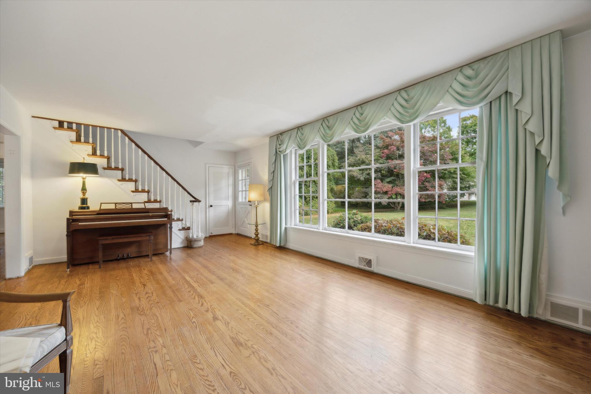 722 Sproul Road Bryn Mawr, PA 19010 - Photo 3 of 34 Gallery Image 3