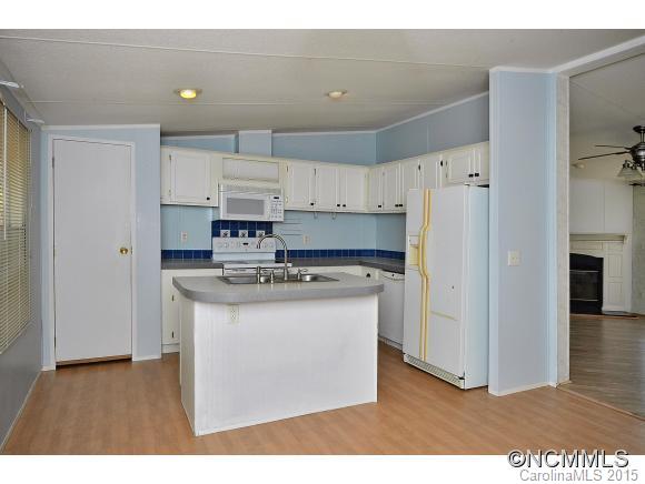 112 Pennant Road Leicester, NC 28748 - Photo 4 of 11 Gallery Image 4