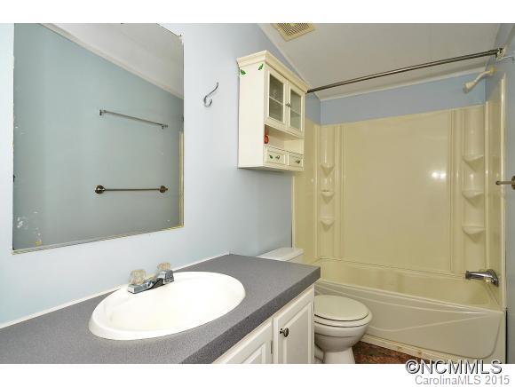 112 Pennant Road Leicester, NC 28748 - Photo 9 of 11 Gallery Image 9