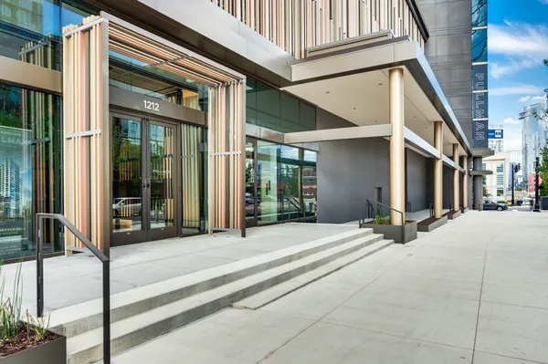 $2,600 | 1212 Demonbreun Street, Unit 1210, Nashville, TN 37203