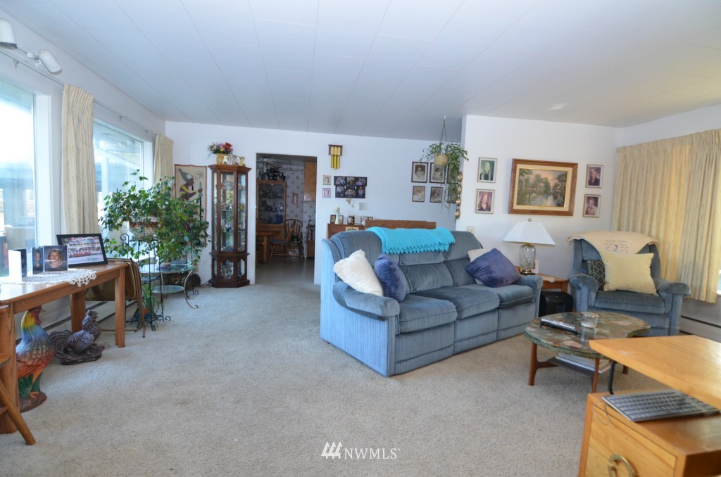 21417 35th Avenue Southeast Bothell, WA 98021 - Photo 4 of 12