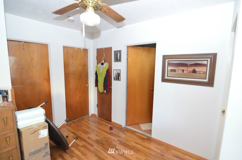 21417 35th Avenue Southeast Bothell, WA 98021 - Photo 10 of 12