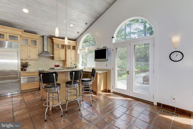 $2,750,000 | 6732 Selkirk Drive, Bethesda, MD 20817