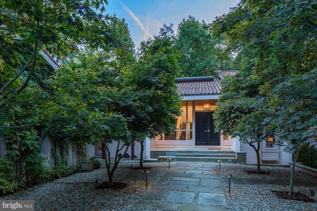 $2,750,000 | 6732 Selkirk Drive, Bethesda, MD 20817