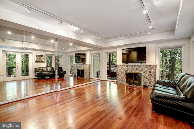 $2,750,000 | 6732 Selkirk Drive, Bethesda, MD 20817