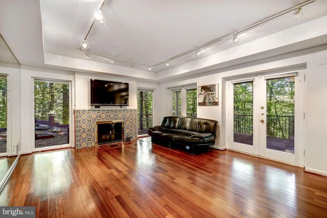 $2,750,000 | 6732 Selkirk Drive, Bethesda, MD 20817