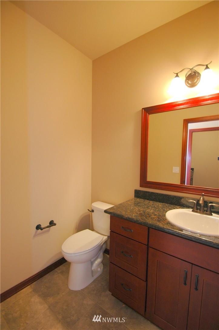 9200 Fox Ridge Lane Southeast Olympia, WA 98513 - Photo 14 of 21 Gallery Image 14